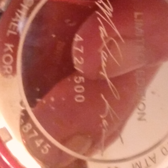 Women's Michael Kors Watch - Picture 3 of 3